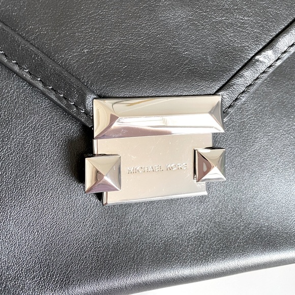 Michael Kors Envelope Purse - Picture 3 of 16